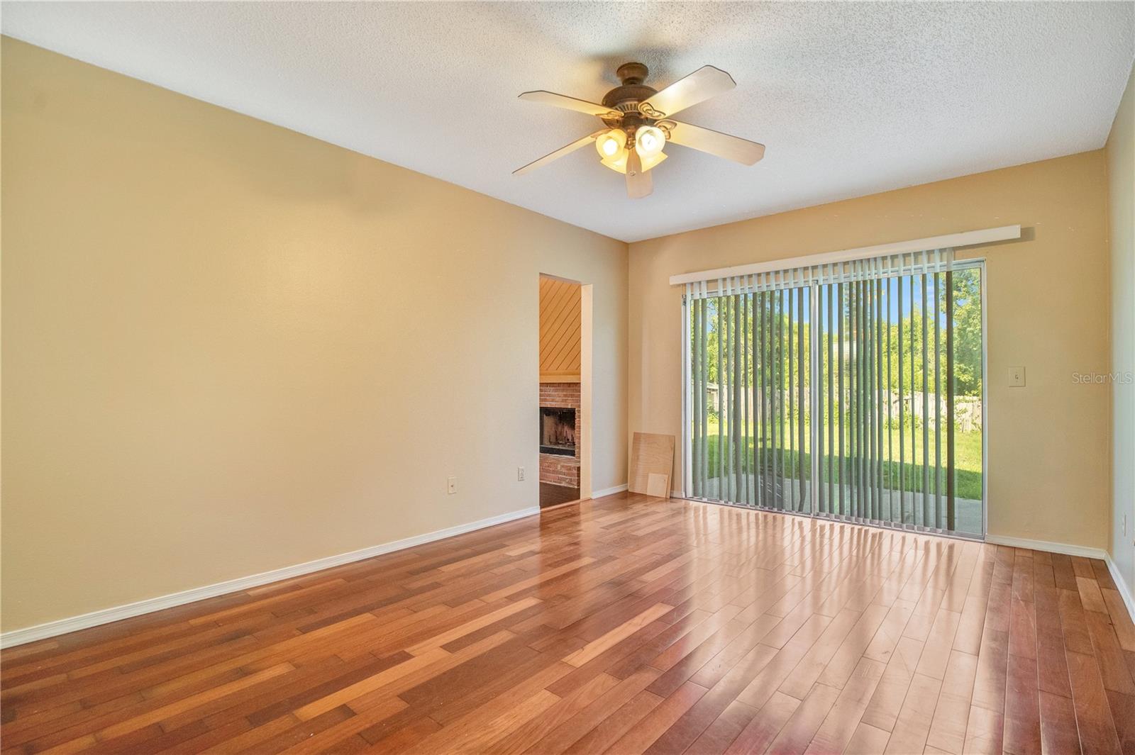 BAY RUN SEC 03 - Residential Lease