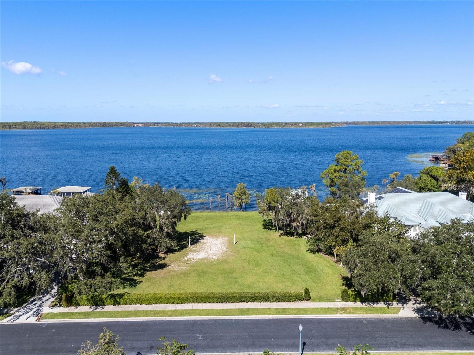 CYPRESS POINT - Residential