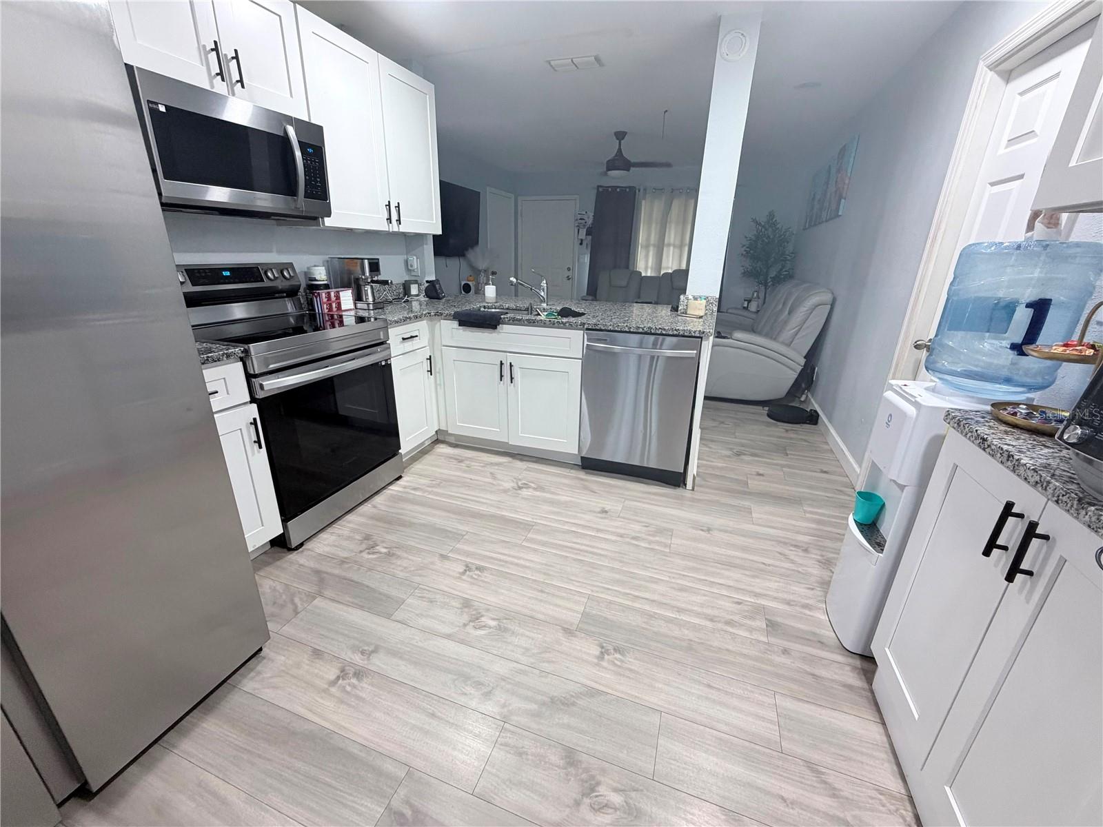 LAKE WEIR GARDENS - Residential