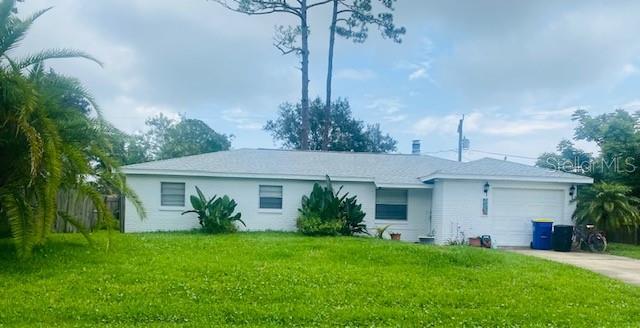 Solid 3/2 home with new roof and newer ac! Room for all your toys with big gates to back yard.
Wont last! Call today! ;Water: City