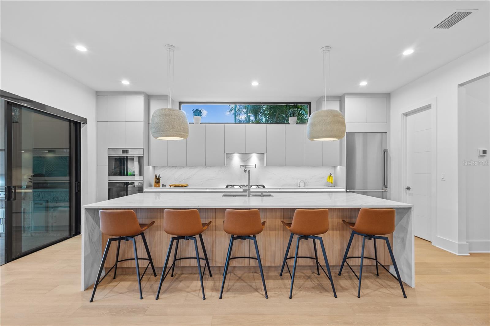 RIVERSIDE NORTH - Residential