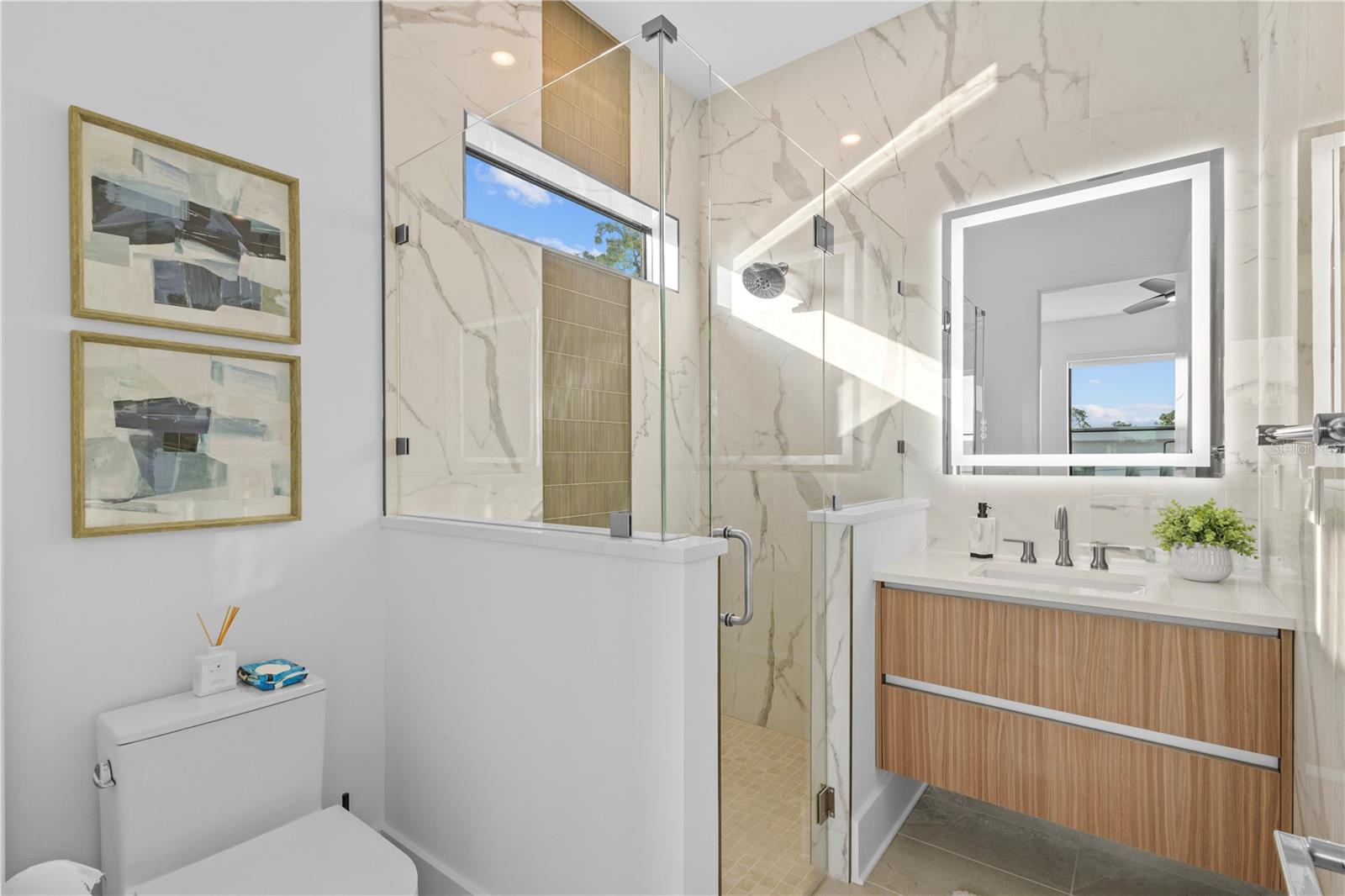 RIVERSIDE NORTH - Residential