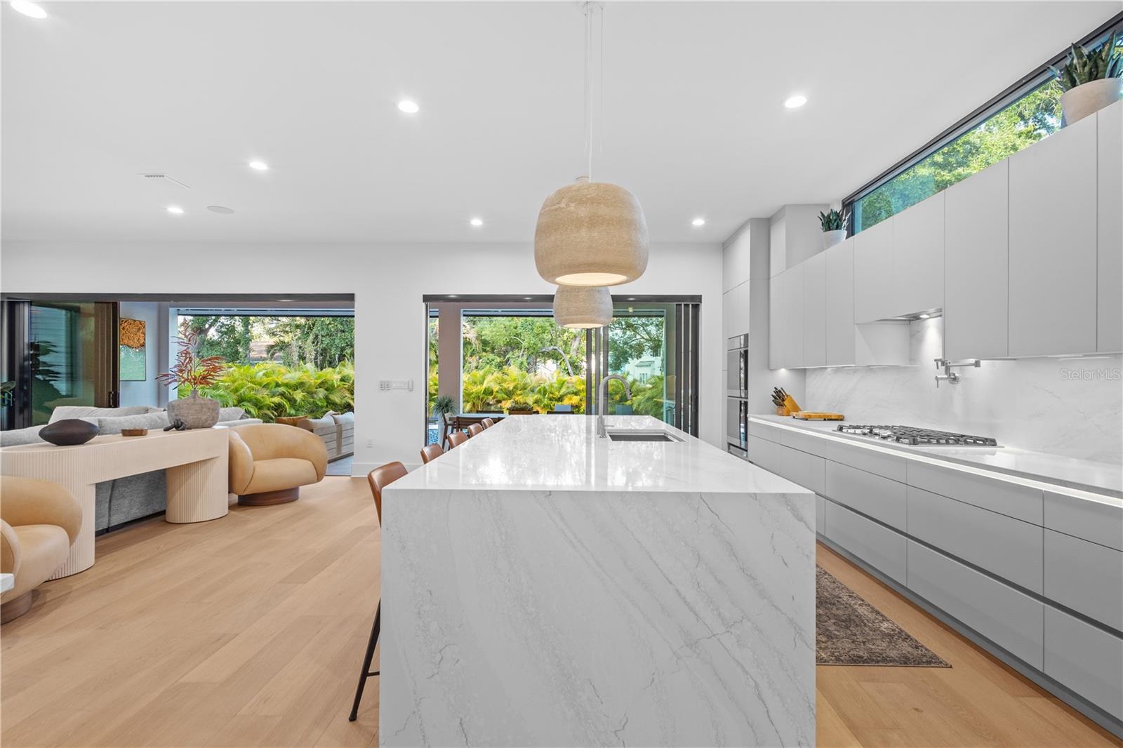 RIVERSIDE NORTH - Residential