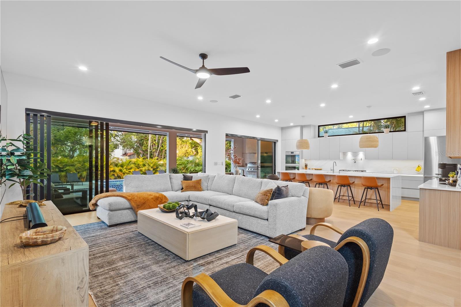 RIVERSIDE NORTH - Residential