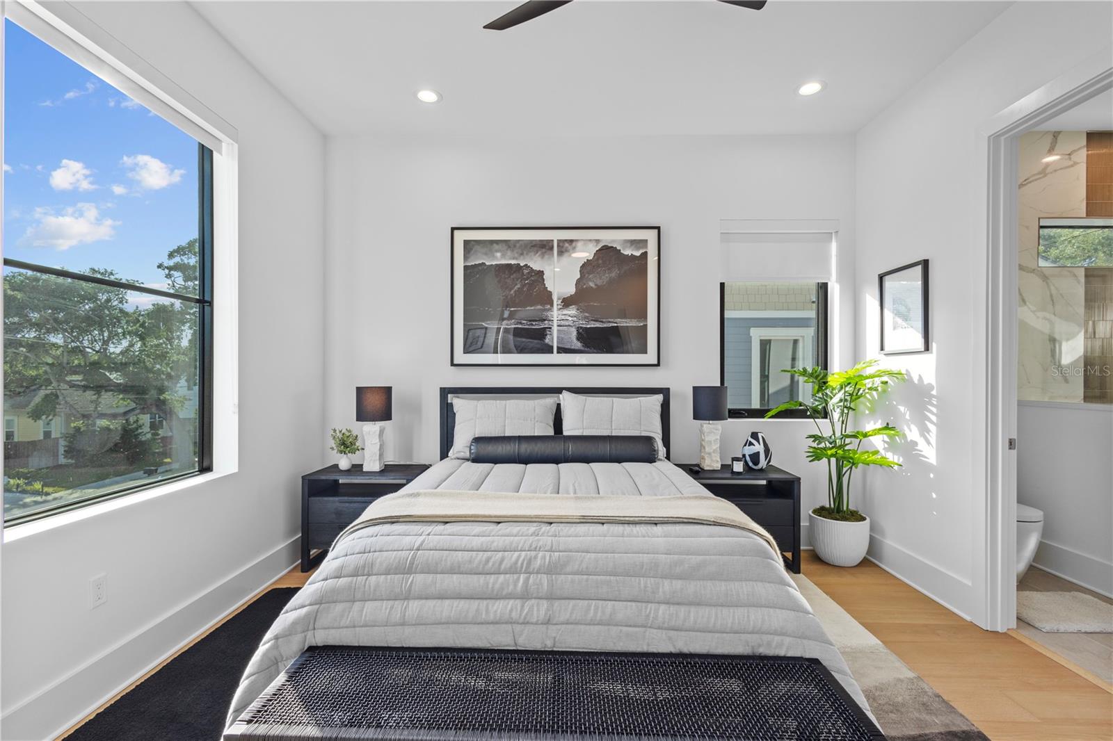 RIVERSIDE NORTH - Residential