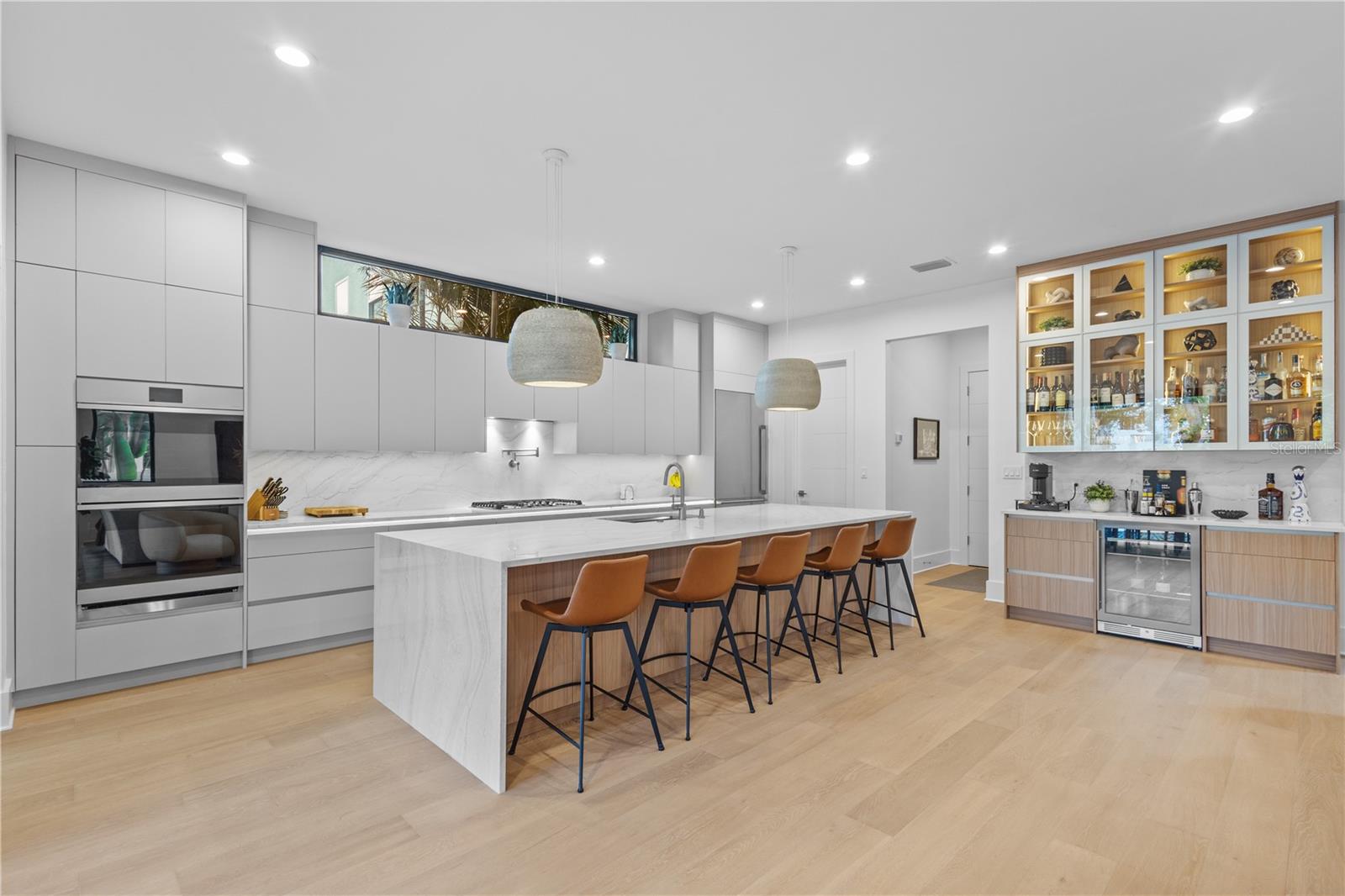 RIVERSIDE NORTH - Residential