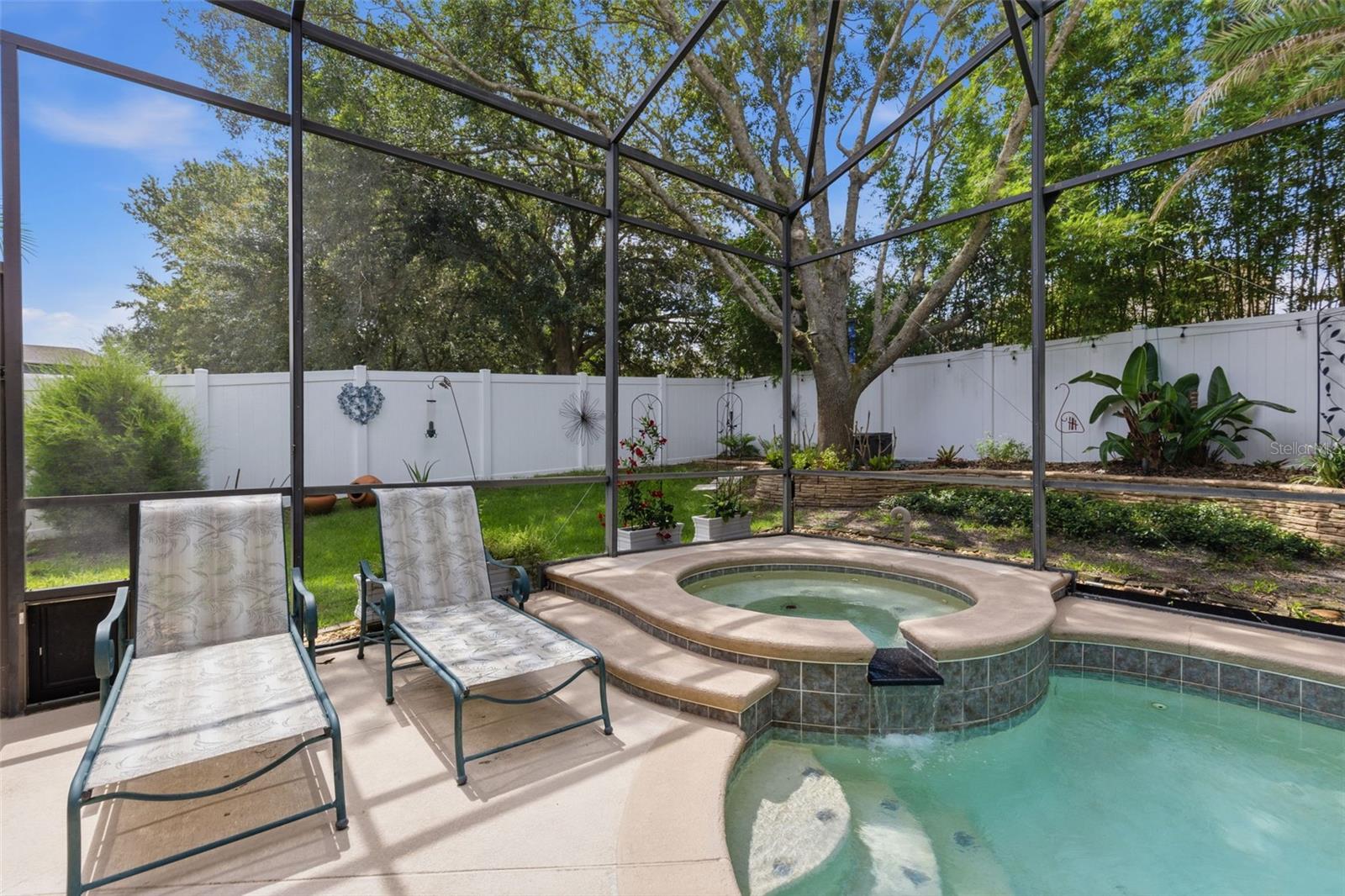 ALEXANDRIA PLACE - Residential