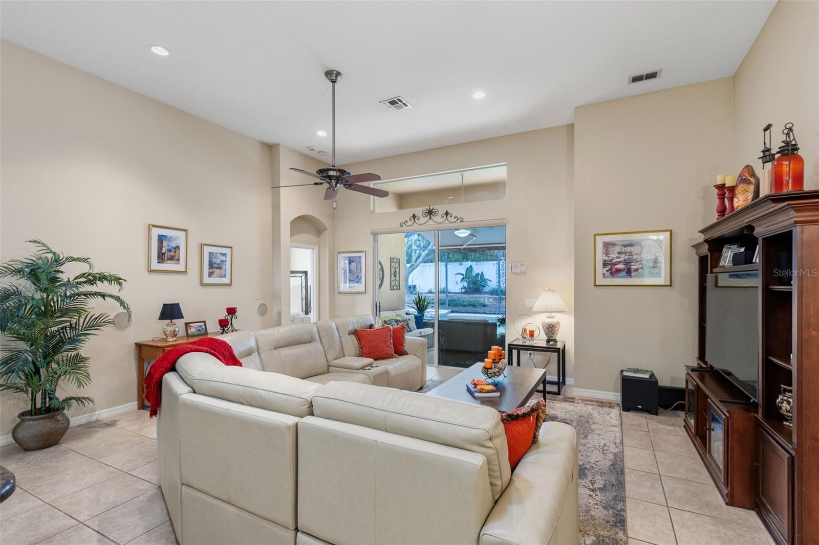 ALEXANDRIA PLACE - Residential