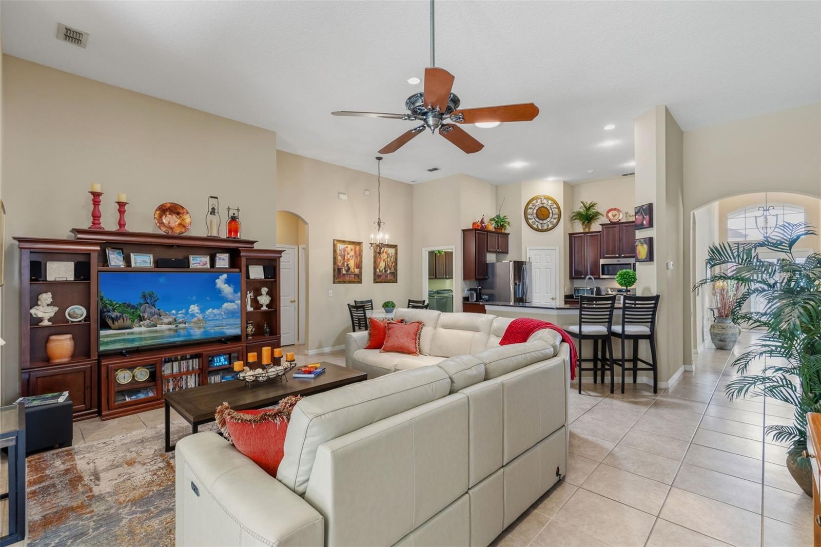 ALEXANDRIA PLACE - Residential