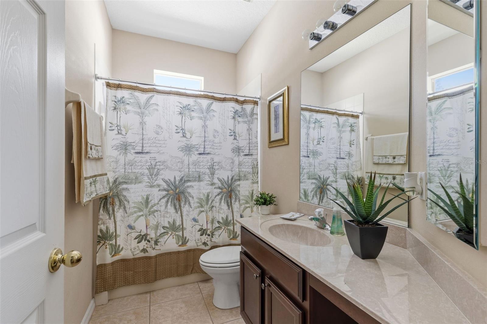 ALEXANDRIA PLACE - Residential