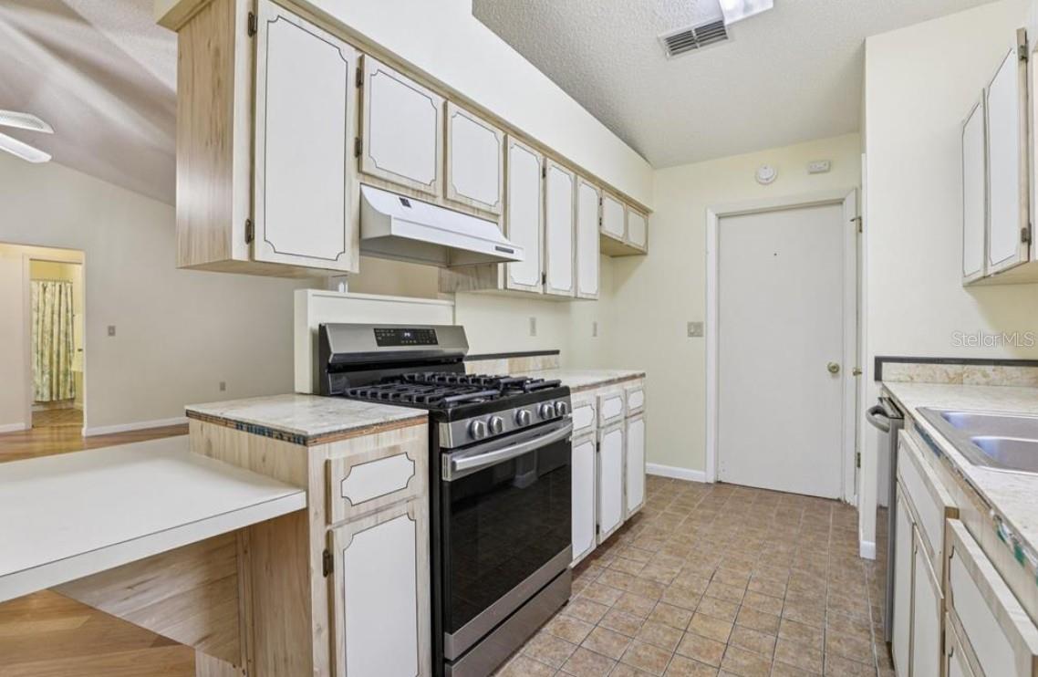 SCOTTISH HLNDS CONDO - Residential
