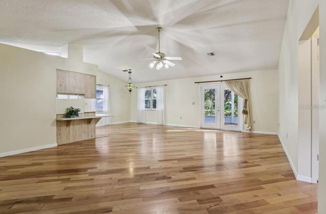 SCOTTISH HLNDS CONDO - Residential