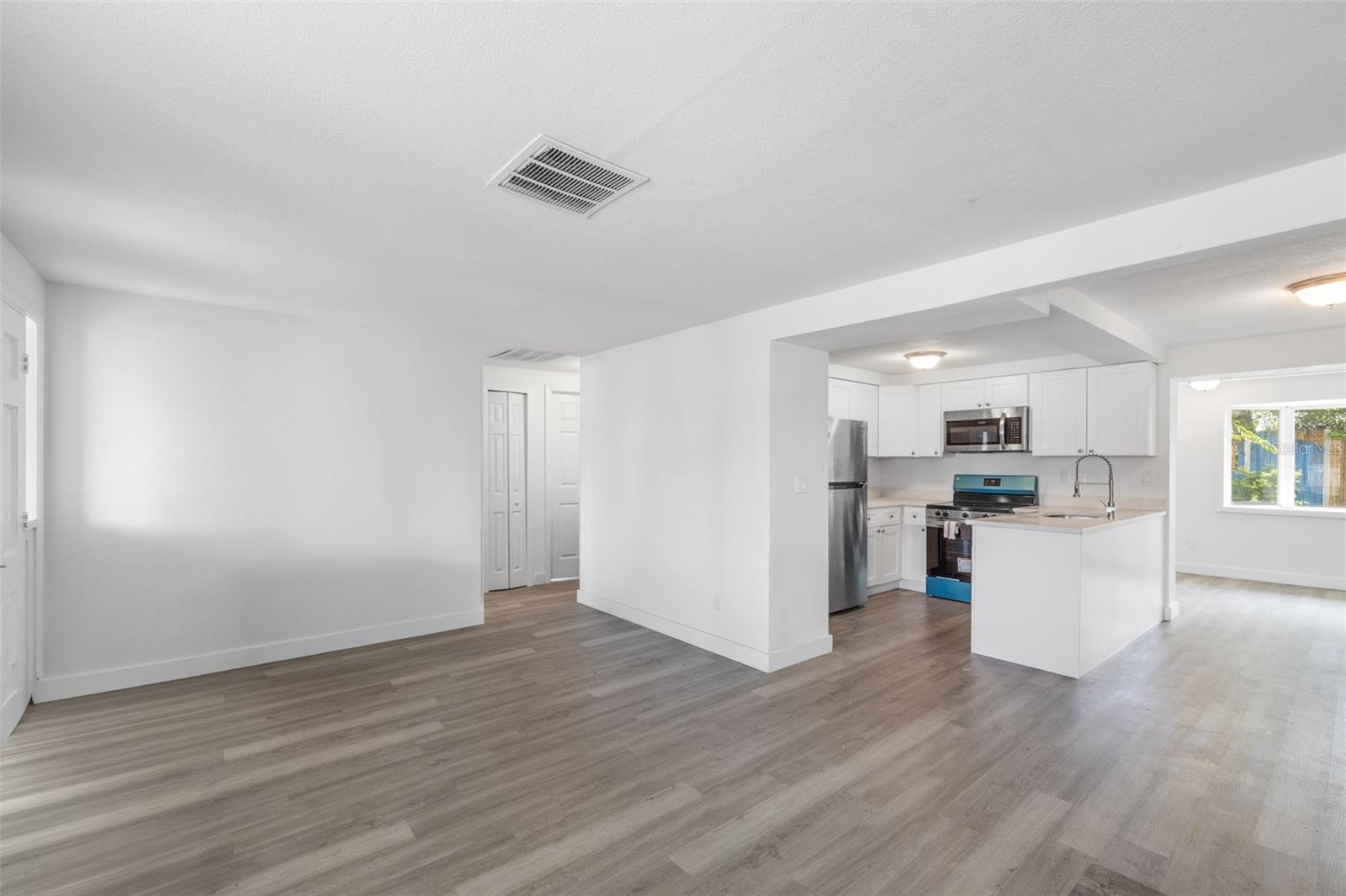 BEACON HILLS - Residential