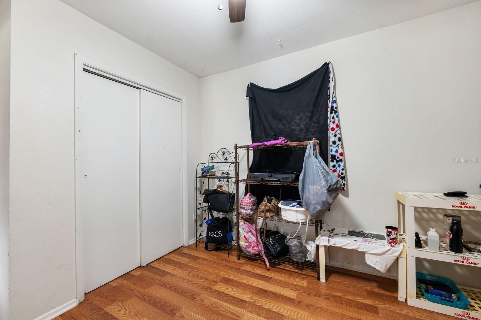 LELLMAN HEIGHTS 1ST SEC - Residential Income