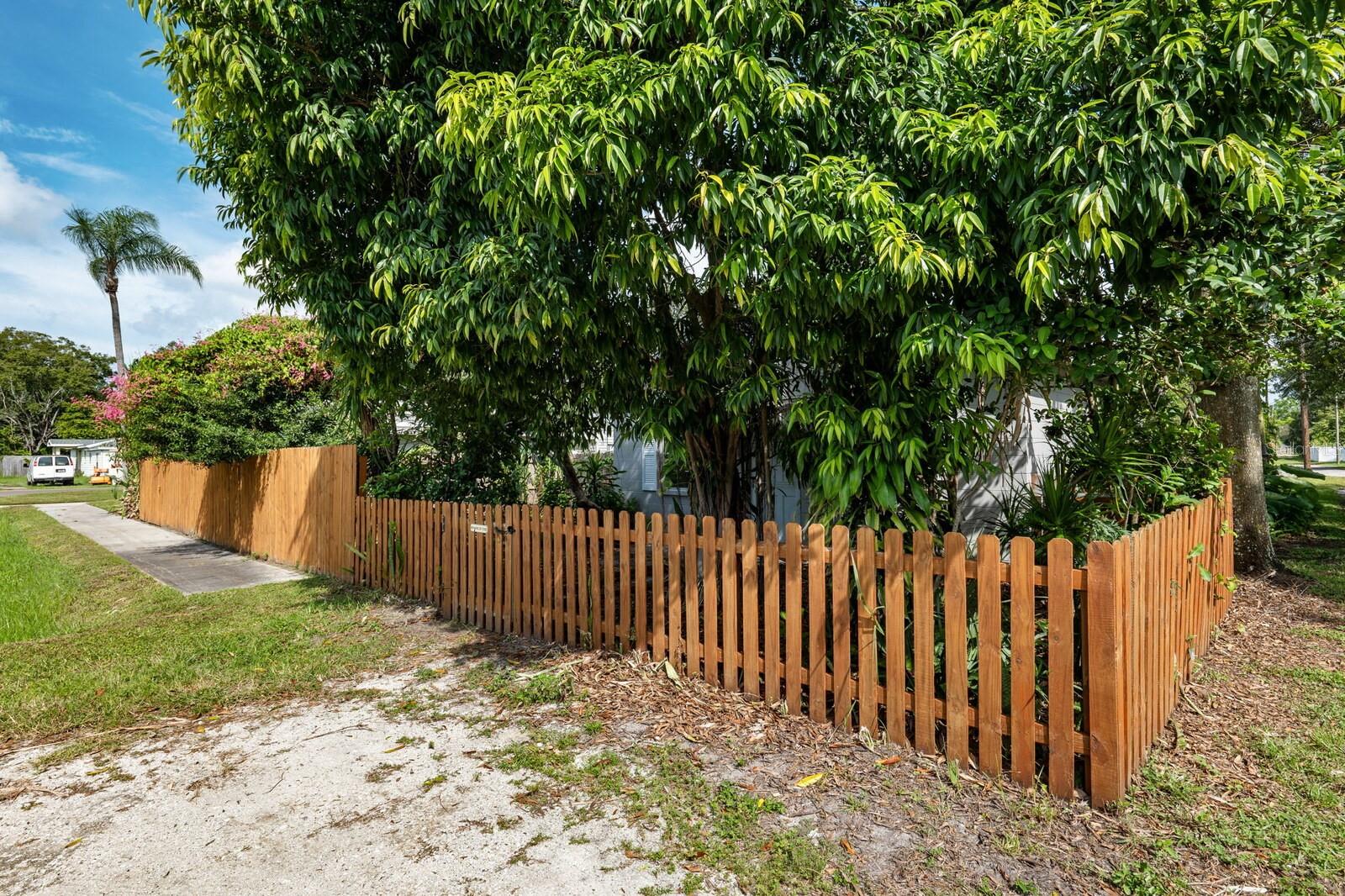 LELLMAN HEIGHTS 1ST SEC - Residential Income