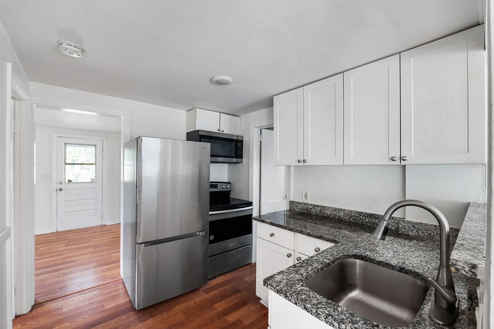 LELLMAN HEIGHTS 1ST SEC - Residential Income
