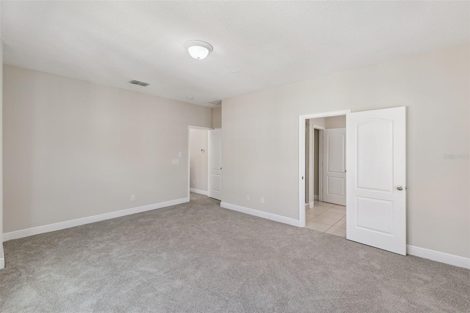 FOUNTAIN PARKE AT LAKE MARY PH 2 - Residential