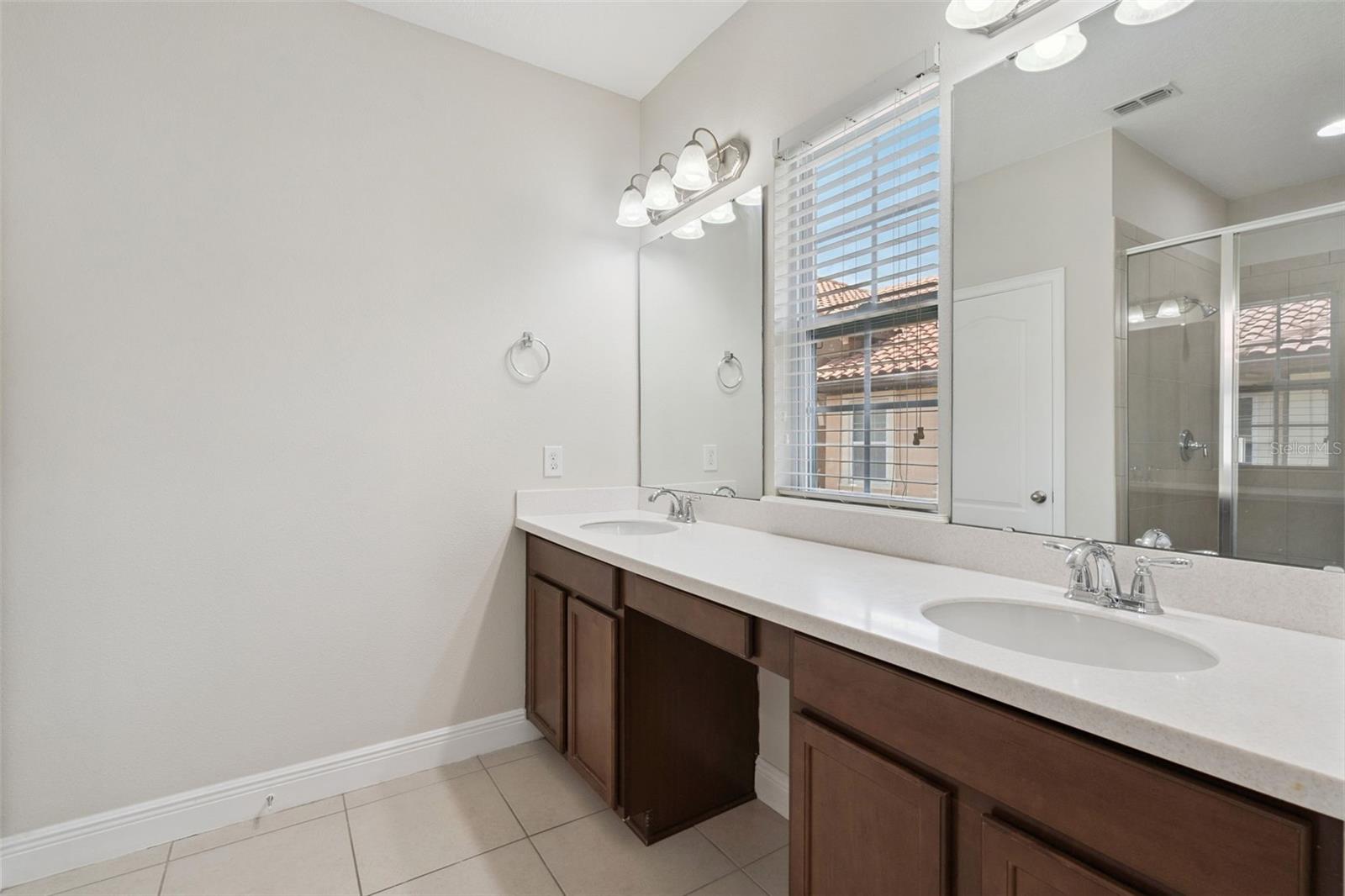 FOUNTAIN PARKE AT LAKE MARY PH 2 - Residential