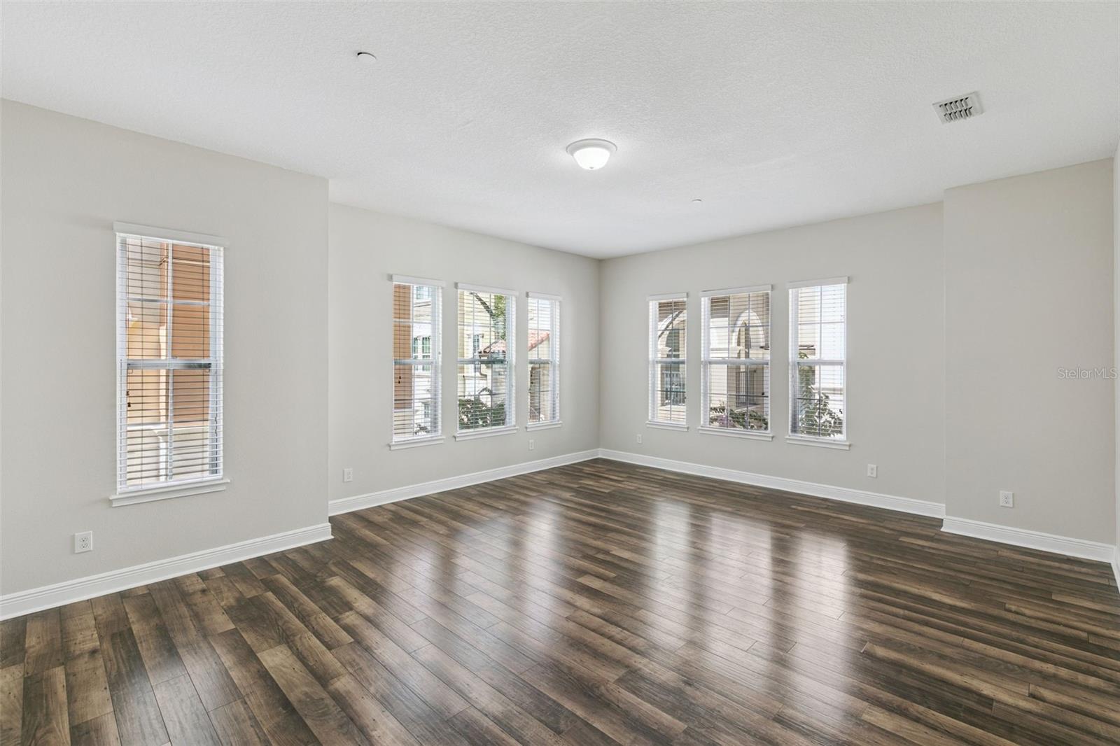 FOUNTAIN PARKE AT LAKE MARY PH 2 - Residential
