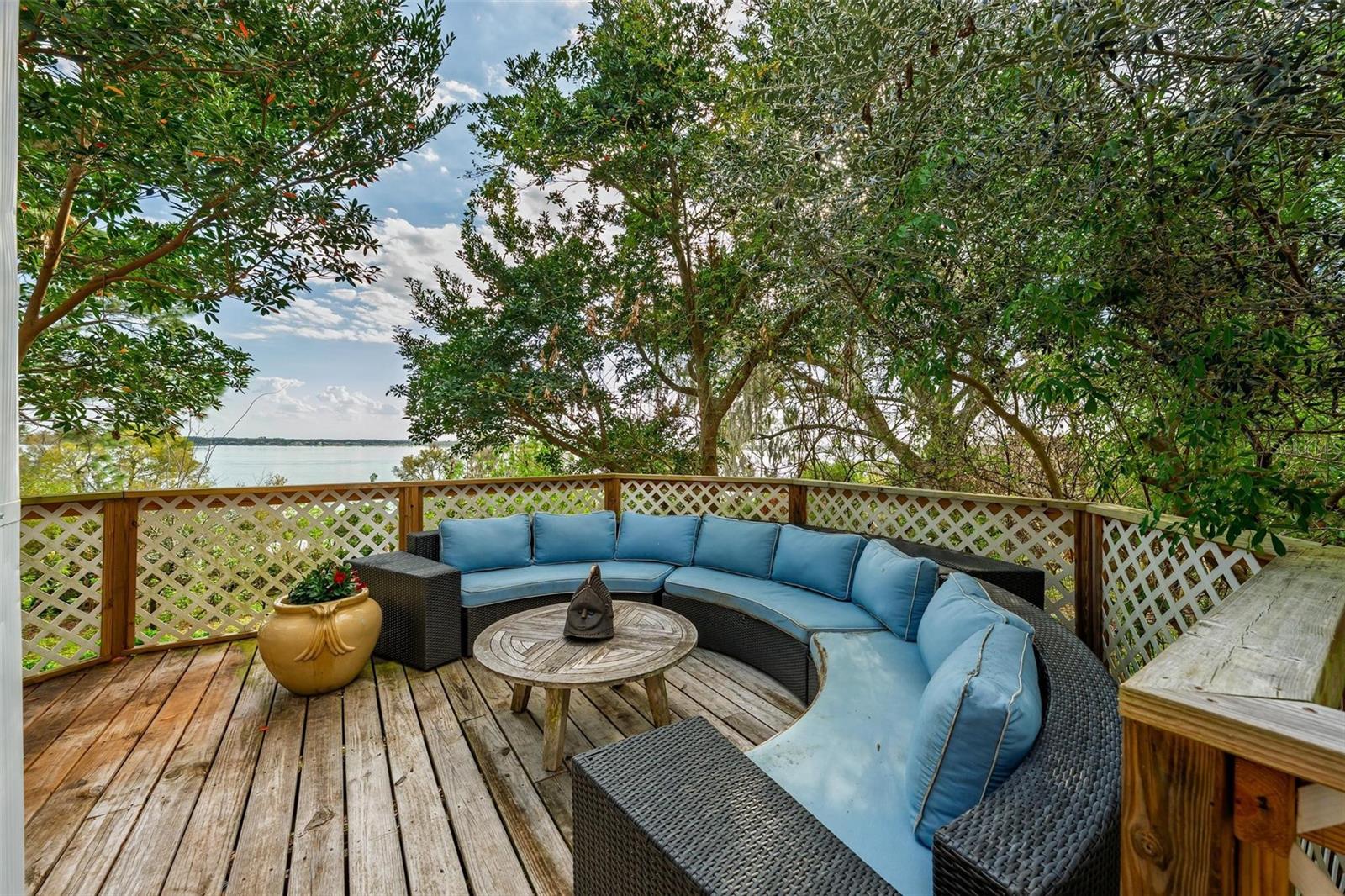 MOUNT DORA GARDNERS - Residential