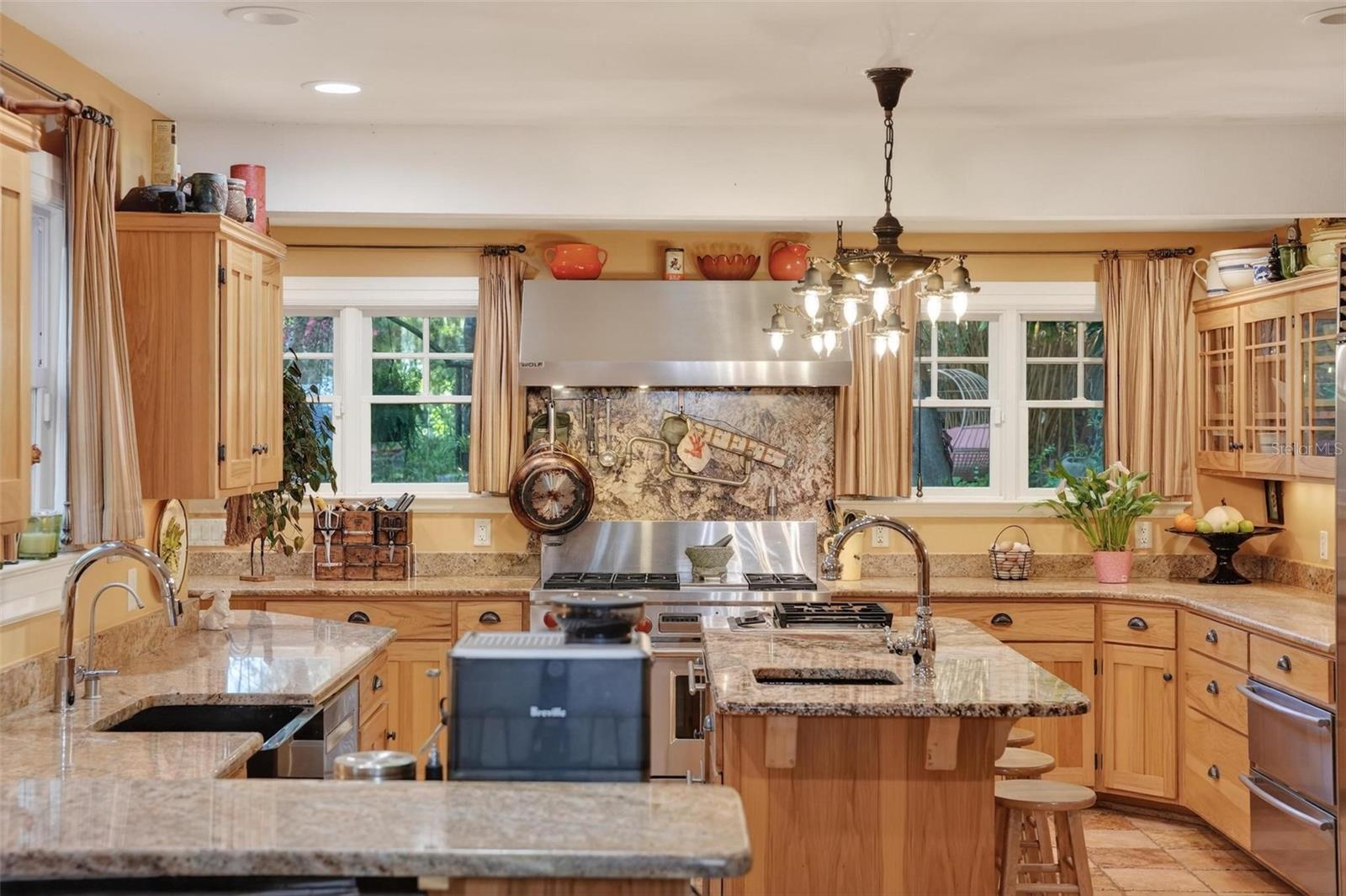 MOUNT DORA GARDNERS - Residential