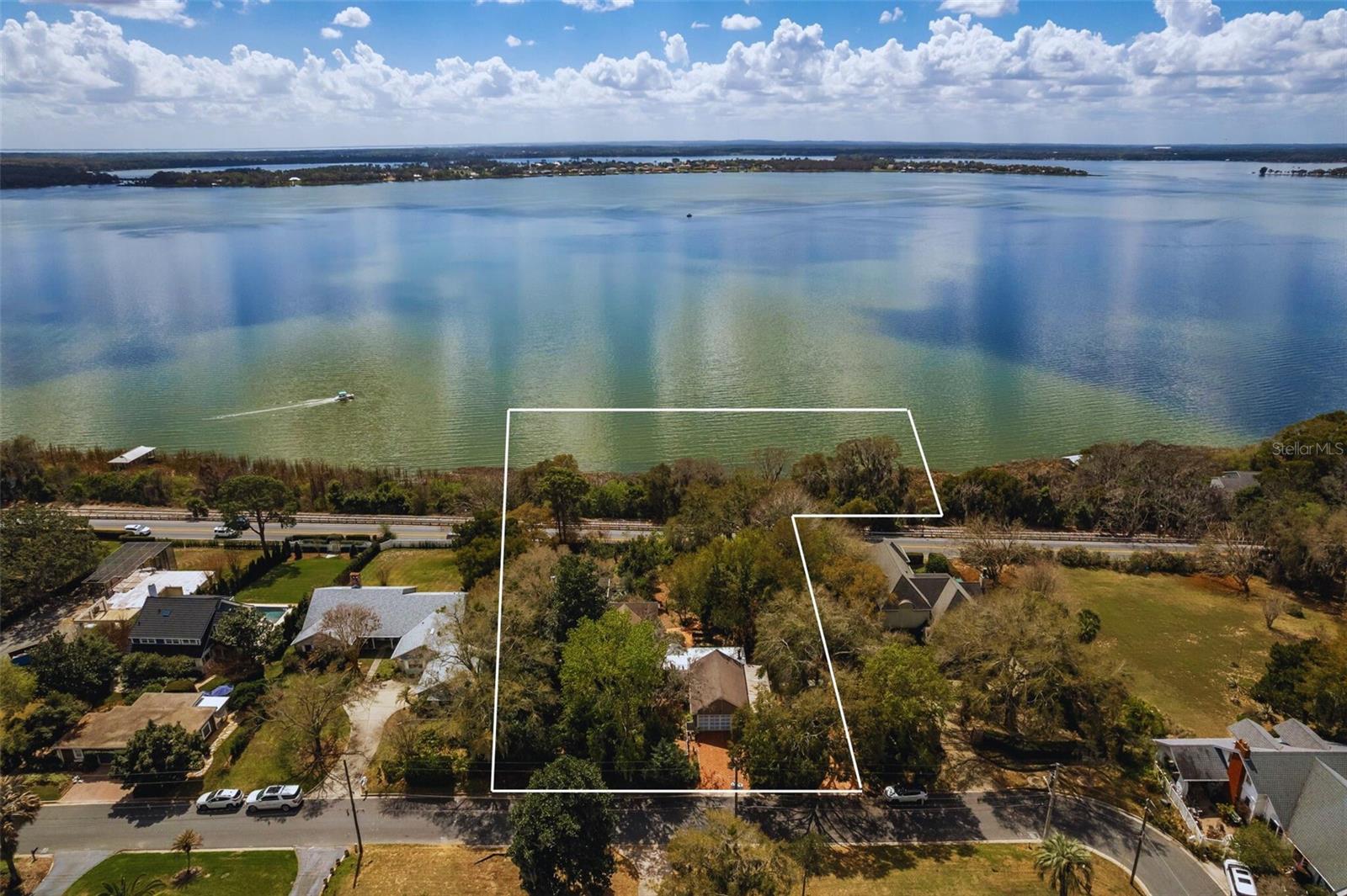 MOUNT DORA GARDNERS - Residential