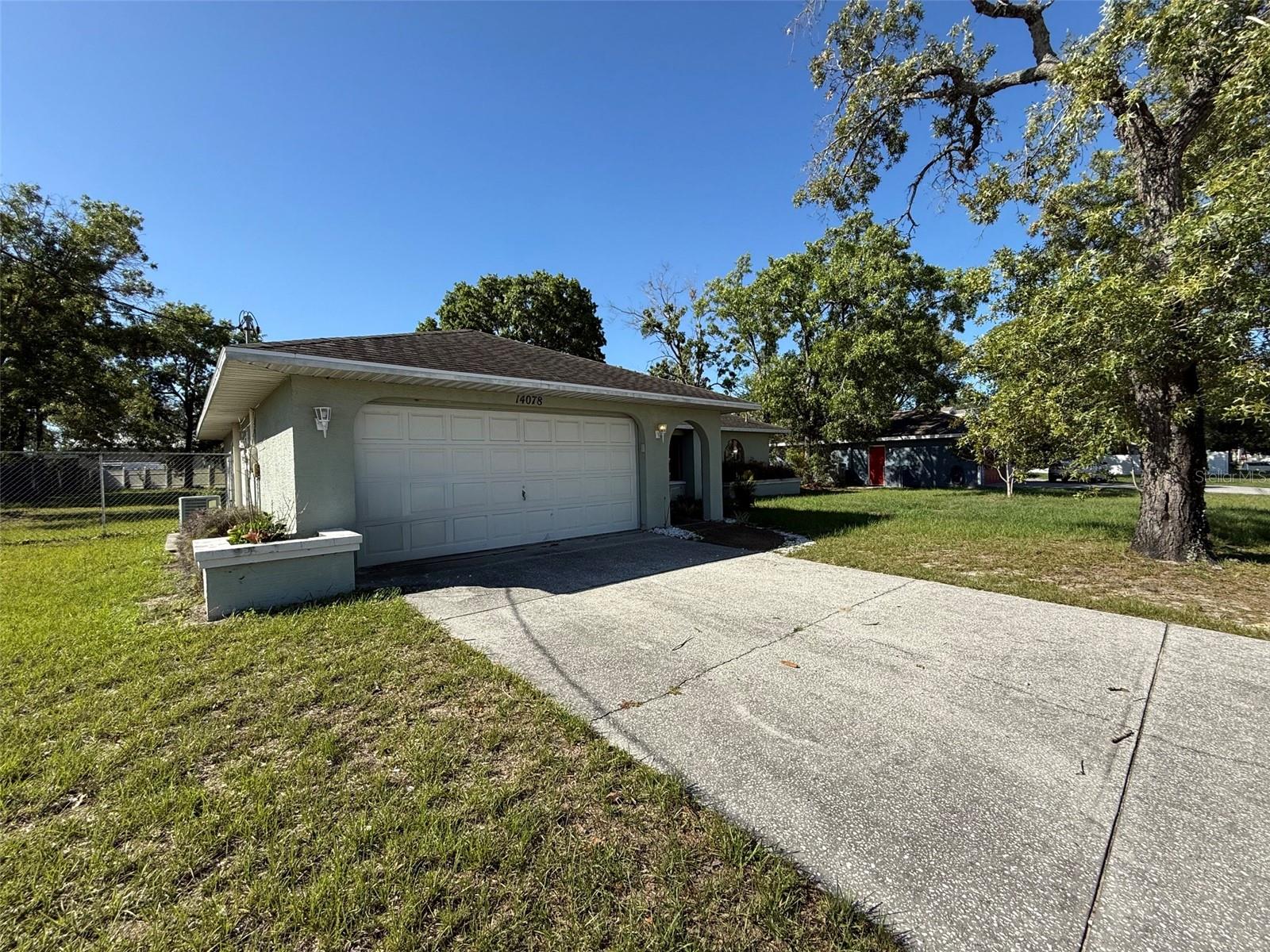 SPRING HILL - Residential