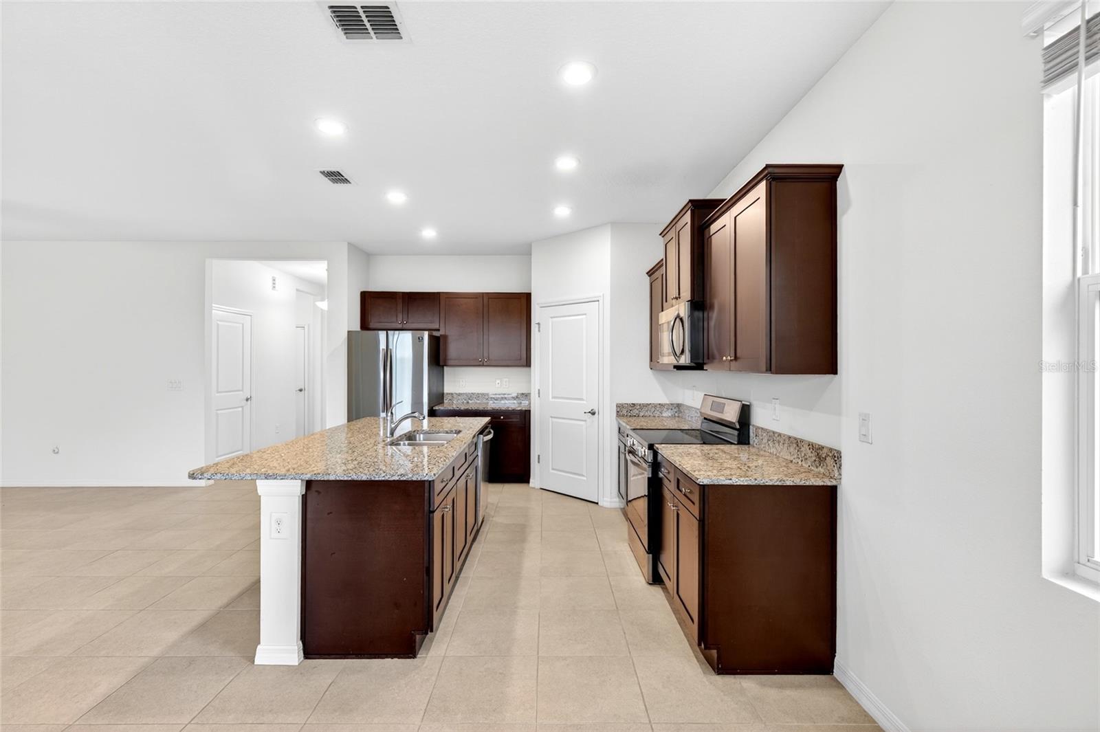 JB RANCH - Residential