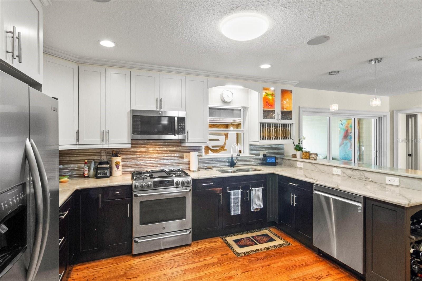 HARBOR ACRES - Residential