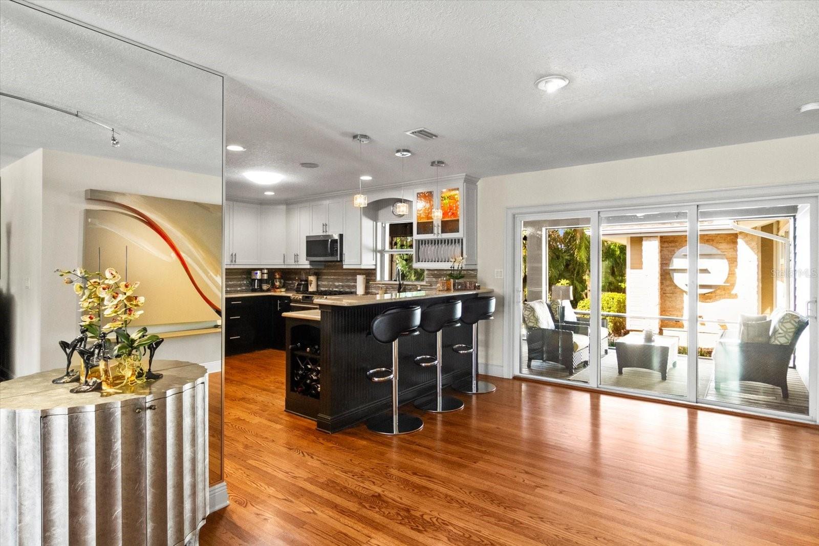 HARBOR ACRES - Residential