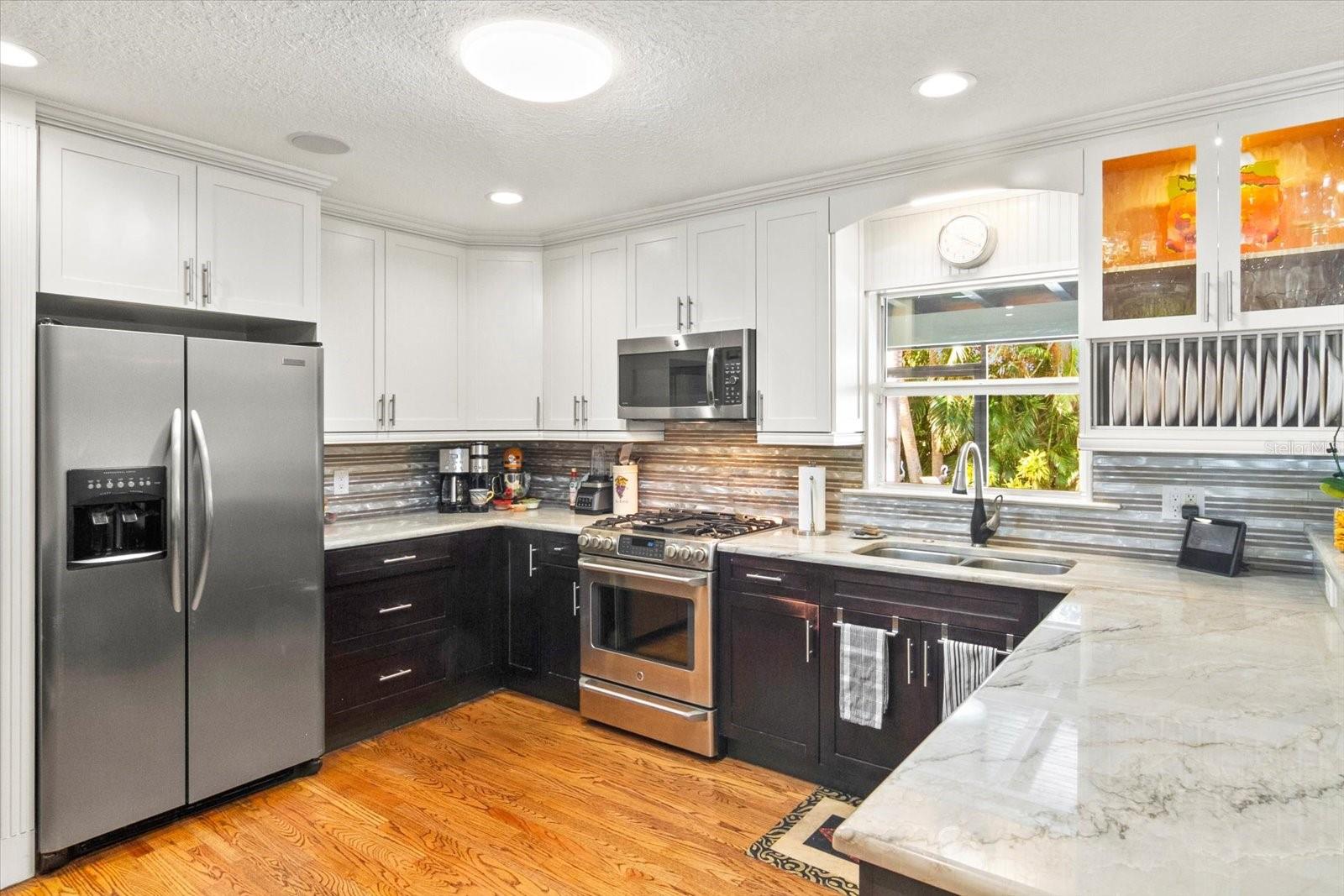 HARBOR ACRES - Residential