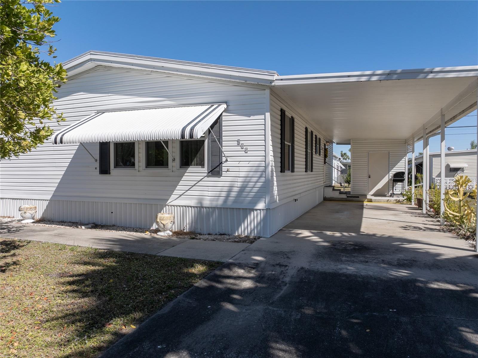 CARRIAGE VLGE U 01 - Residential