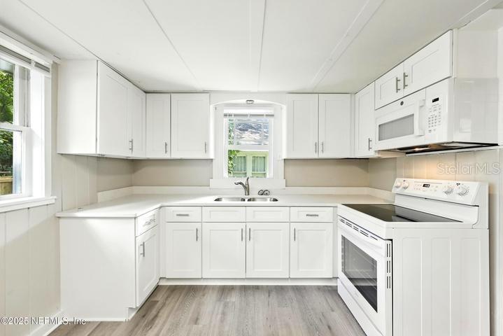 NEW RIVERSIDE - Residential