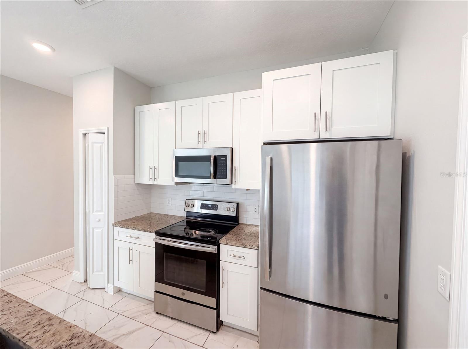 DELTONA LAKES UNIT 07 - Residential