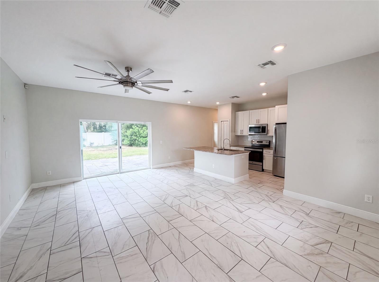 DELTONA LAKES UNIT 07 - Residential