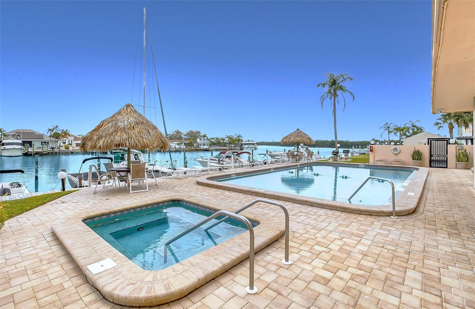 51 ISLAND WAY CONDO - Residential