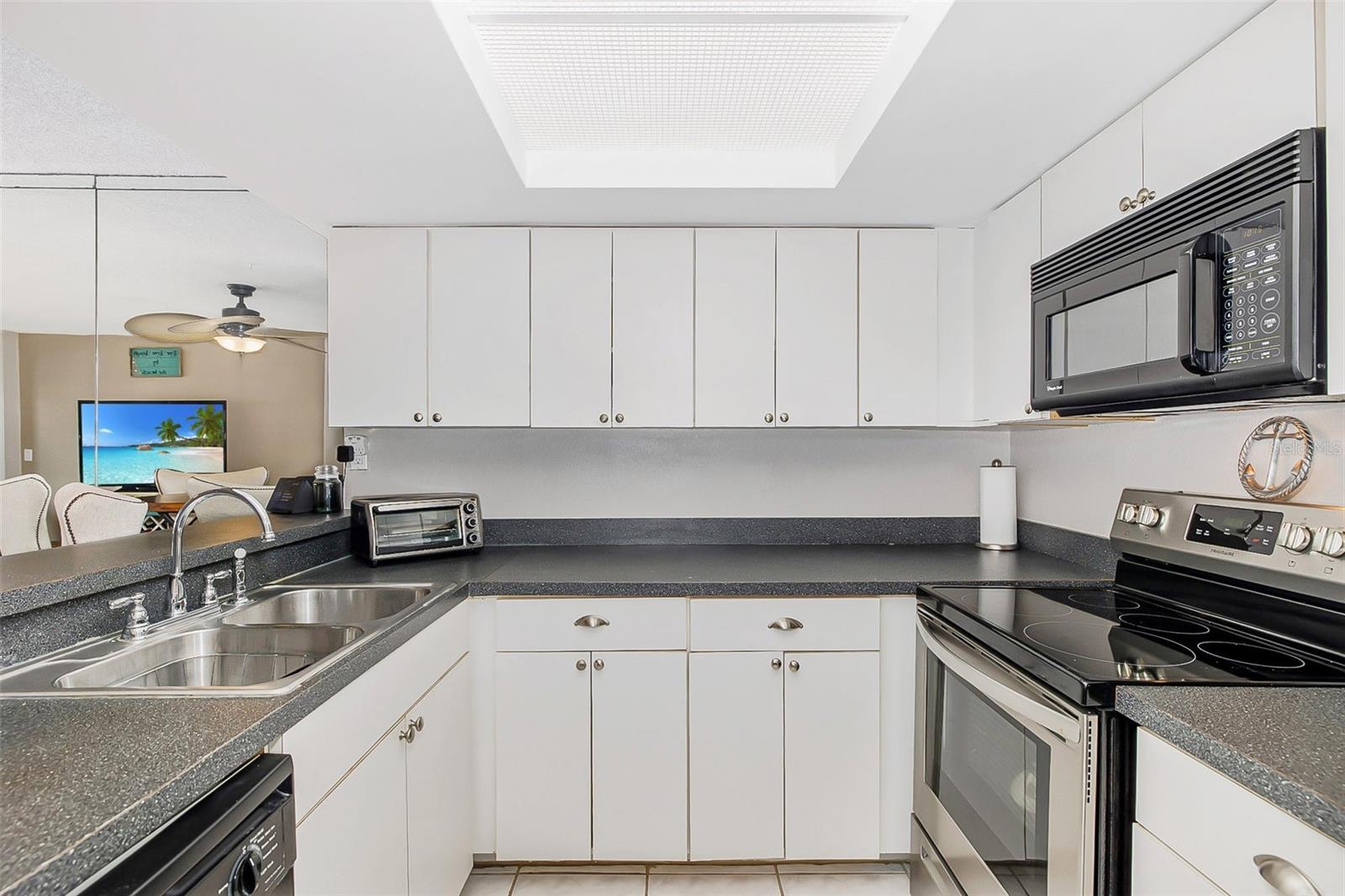51 ISLAND WAY CONDO - Residential