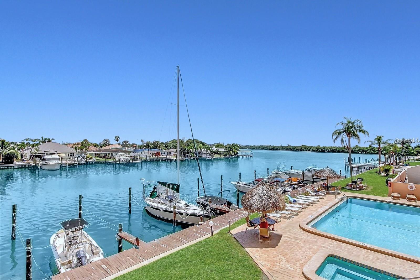 51 ISLAND WAY CONDO - Residential