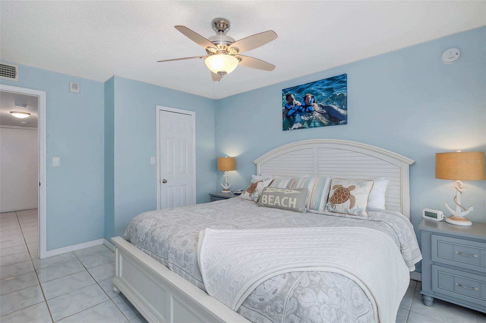 51 ISLAND WAY CONDO - Residential