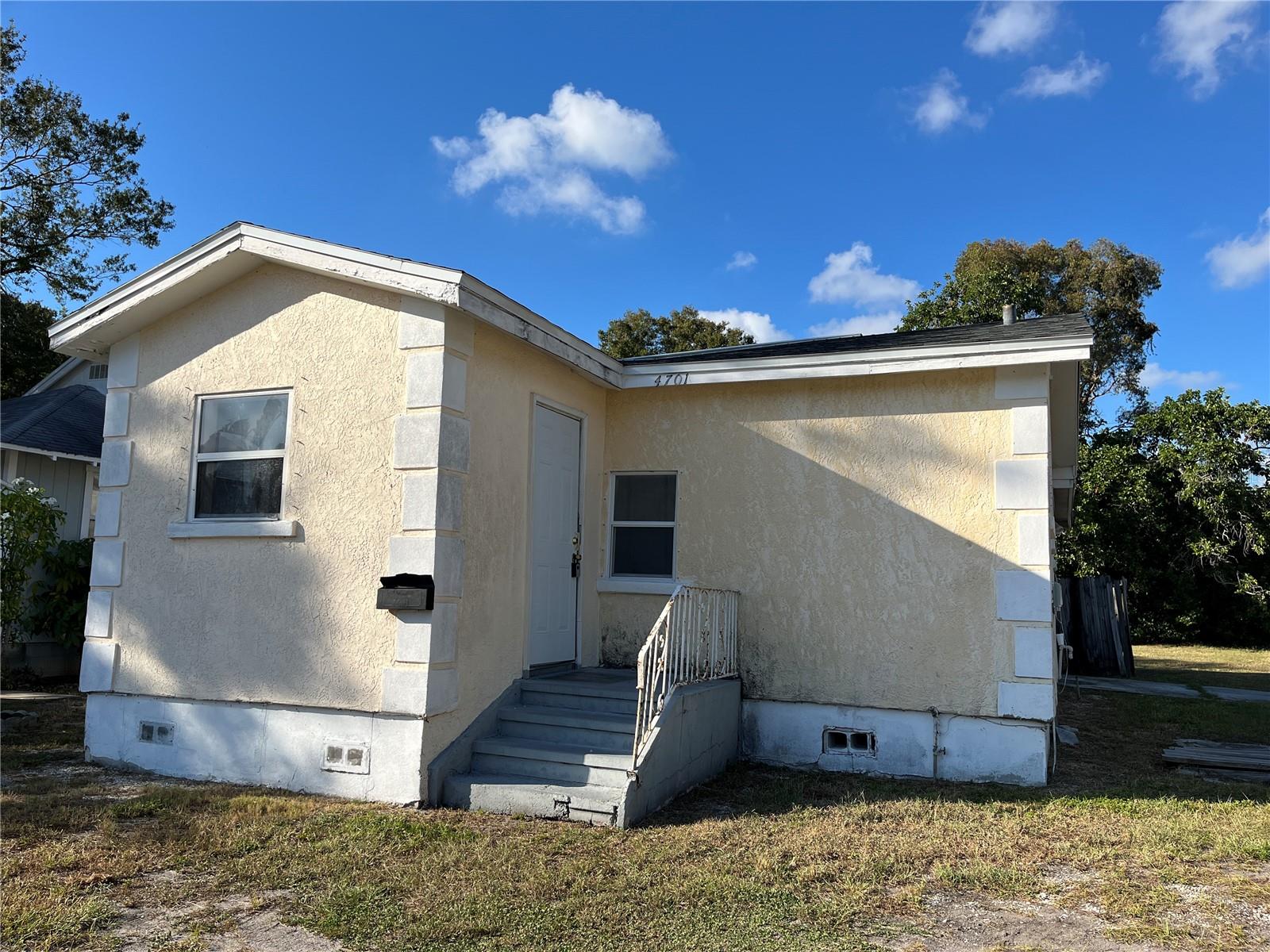 Convenient location with great potential. 1 Bedroom, 1 Bathroom, One level home. Ready for renovation. Great investment potential. No seller financing.