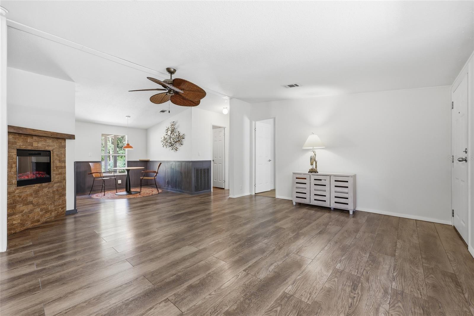 WILLISTON HYLNDS GOLF & C CLUB ESTATE - Residential