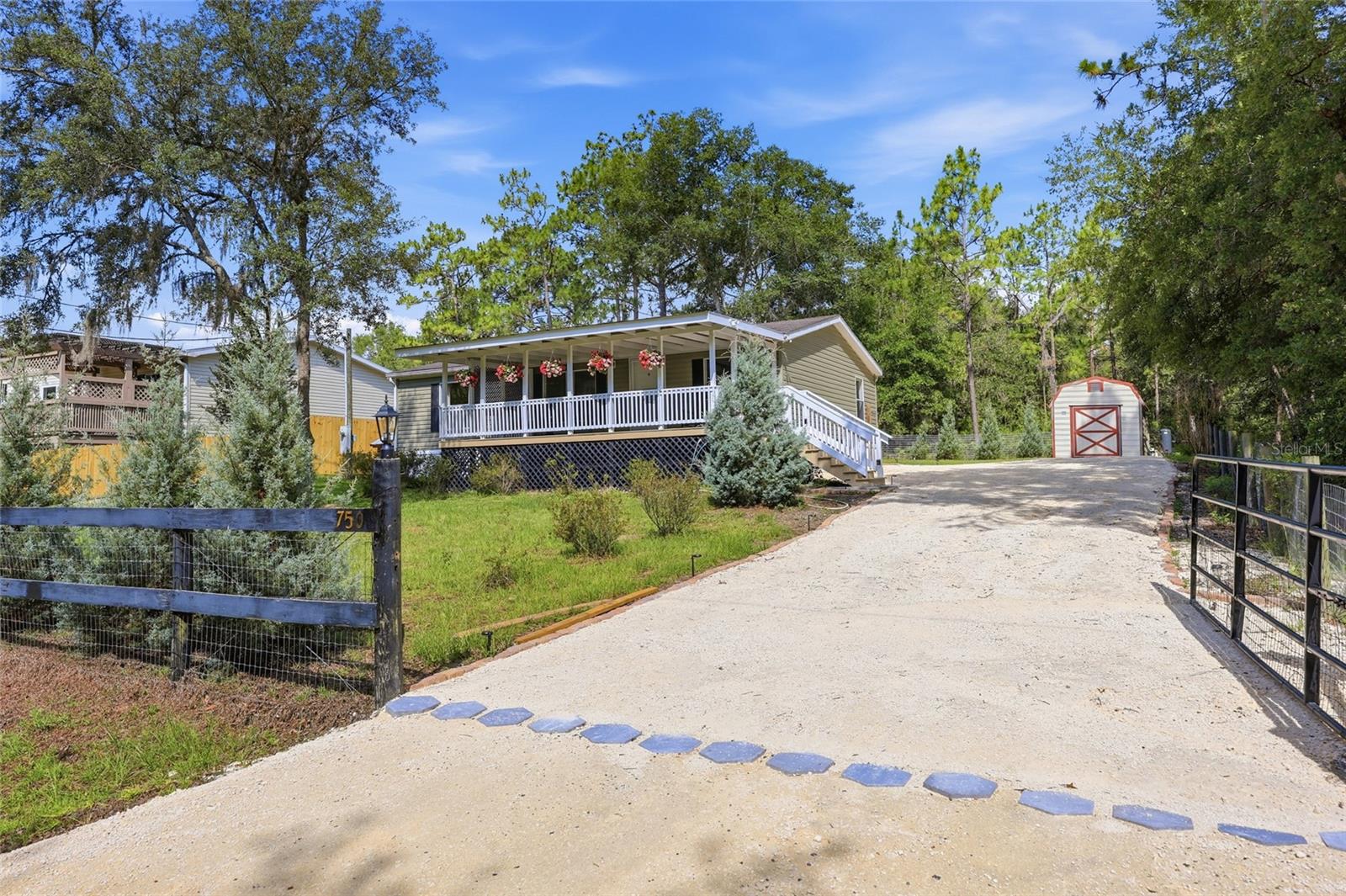 WILLISTON HYLNDS GOLF & C CLUB ESTATE - Residential