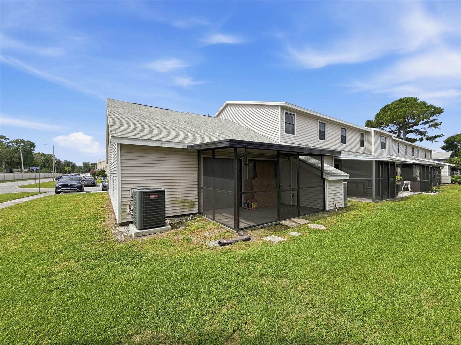 HAMPTON PARK TWNHMS UN 3 - Residential