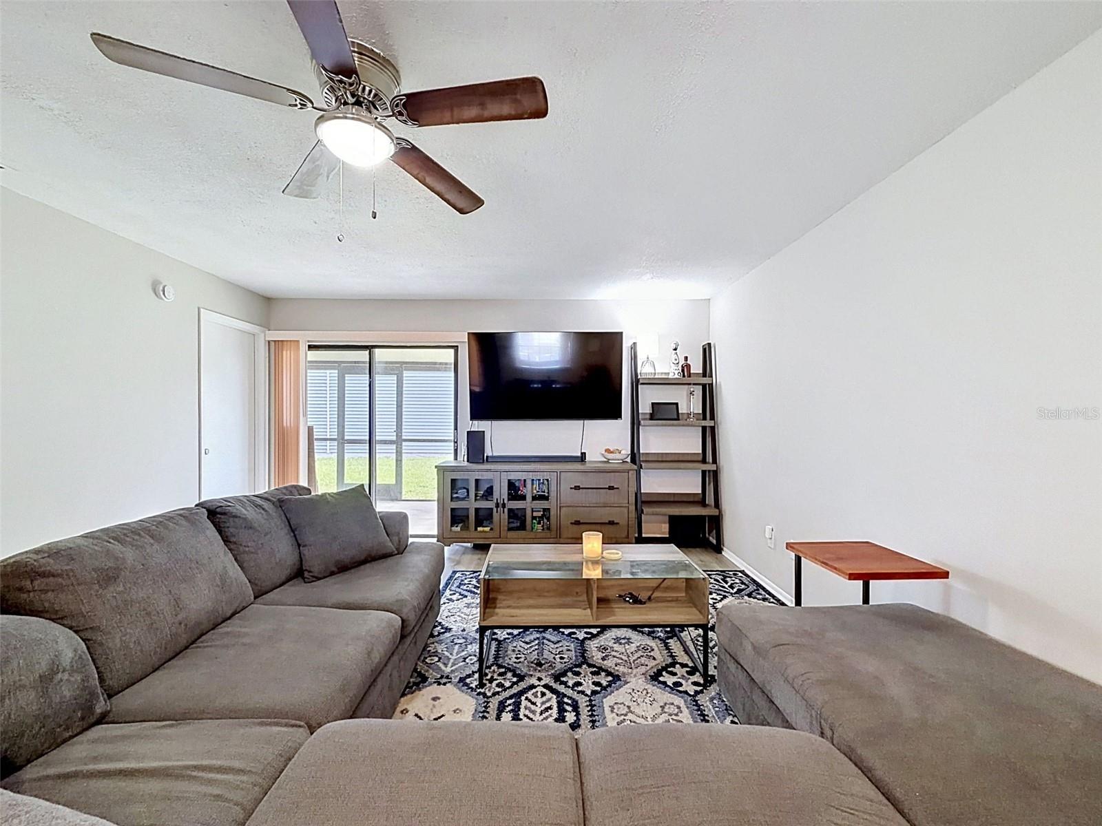 HAMPTON PARK TWNHMS UN 3 - Residential