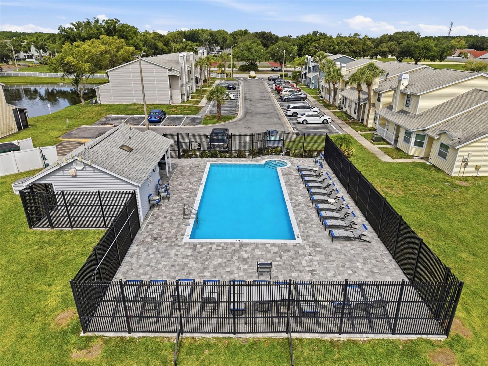 HAMPTON PARK TWNHMS UN 3 - Residential
