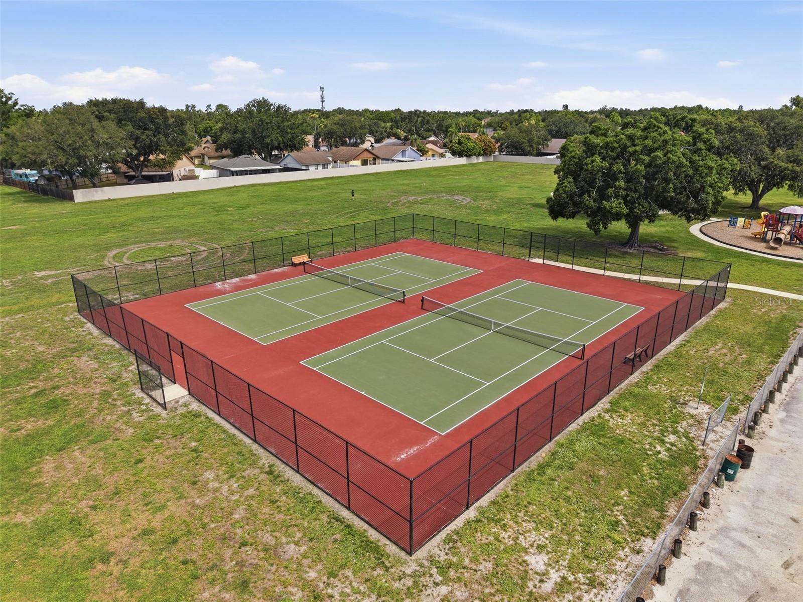 HAMPTON PARK TWNHMS UN 3 - Residential