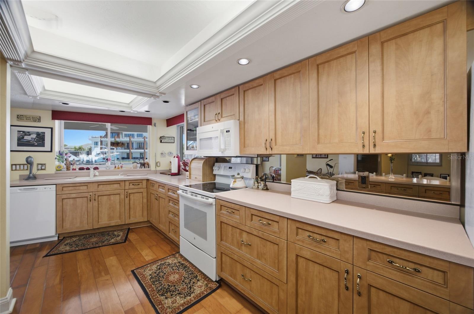 BAYWAY ISLES - Residential
