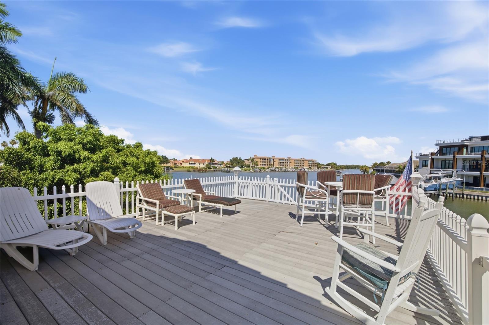 BAYWAY ISLES - Residential