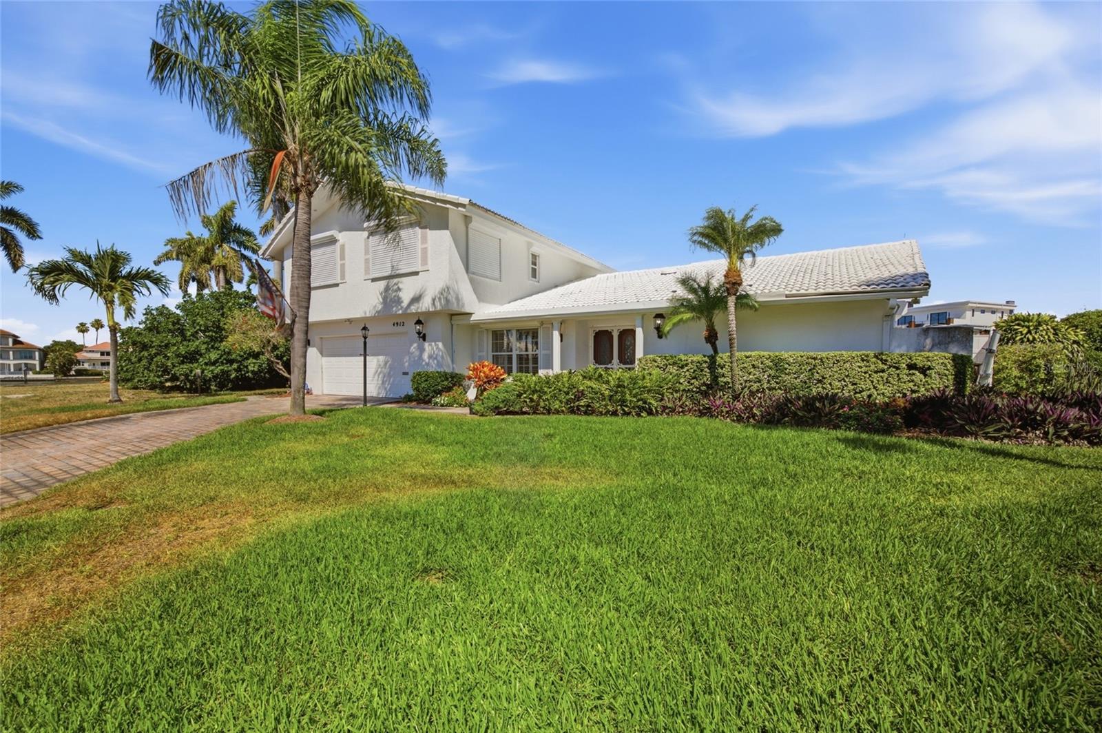 BAYWAY ISLES - Residential