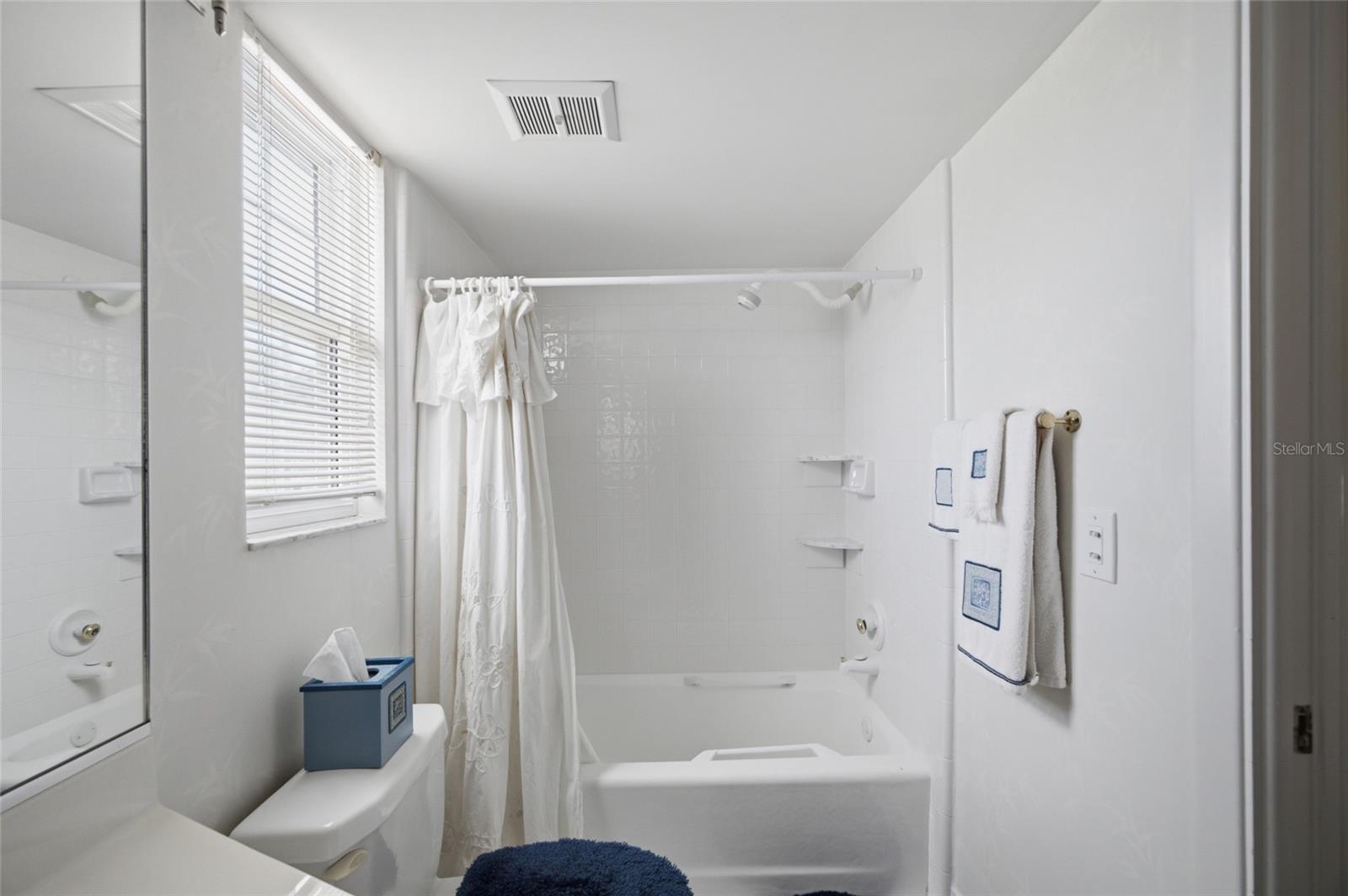 BAYWAY ISLES - Residential